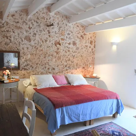 Albalat Villa *